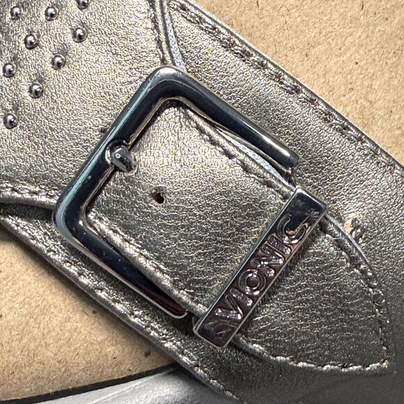 Vionic Capitola Sandals - Size 10 - Gold Studded Thong - Wedge Platform - Picture 4 of 9